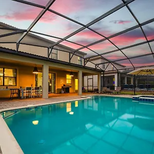  Holiday home Heated Pool + Free Waterpark + Lazy River + Grill